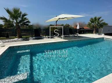 Kuca, Medulin, prodaja, 950000 €, 294 m2