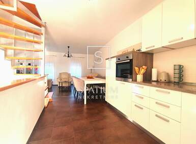 Kuca, Motovun, prodaja, 498000 €, 170 m2