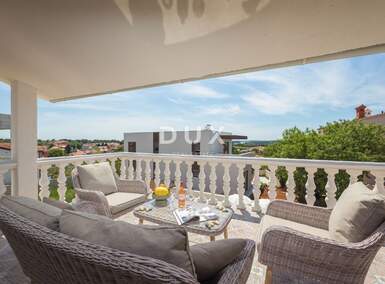 Kuca, Medulin, prodaja, 550000 €, 180 m2