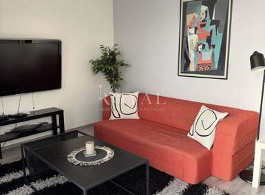 Cetvorosoban stan, Rijeka, Sušak, najam, 1000 €, 85 m2