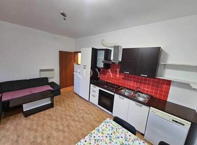 Trosoban stan, Viškovo, najam, 550 €, 60 m2