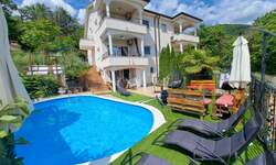 Kuca, Opatija, Oprić, najam, 500 €, 305 m2