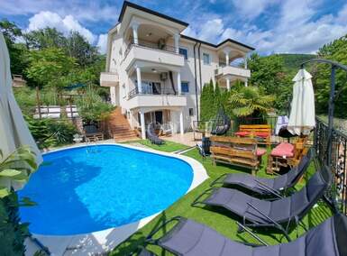 Kuca, Opatija, Oprić, najam, 500 €, 305 m2