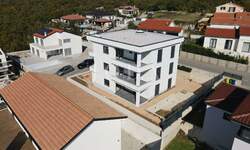 Kuca, Bakar, Krasica, prodaja, 3400 €, 334 m2