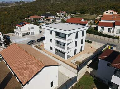 Kuca, Bakar, Krasica, prodaja, 3400 €, 334 m2