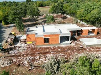 Kuca, Kanfanar, prodaja, 670000 €, 207 m2