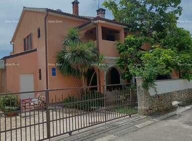 Kuca, Rovinj, prodaja, 900000 €, 400 m2
