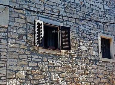 Trosoban stan, Novigrad, prodaja, 270000 €, 61 m2