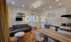 Trosoban stan, Opatija, Volosko, prodaja, 350000 €, 64 m2