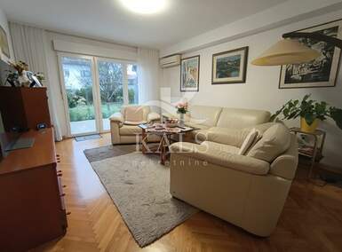 Kuca, Velika Gorica, Podbrežnica, prodaja, 355000 €, 140 m2