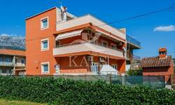 Kuca, Kaštela, Kaštel Kambelovac, prodaja, 670000 €, 360 m2