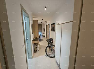 Jednosoban stan, Pula, prodaja, 259000 €, 69 m2