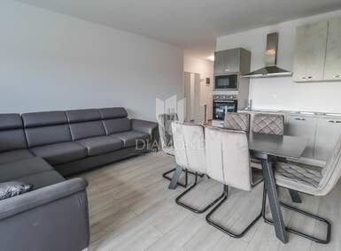 Dvosoban stan, Medulin, prodaja, 178000 €, 61 m2