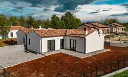 Kuca, Barban, Kožljani, prodaja, 330000 €, 82 m2