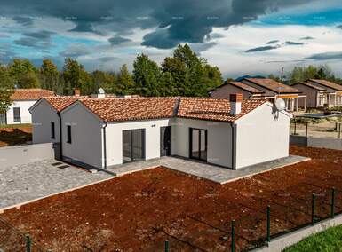 Kuca, Barban, Kožljani, prodaja, 330000 €, 82 m2