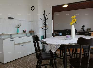 Kuca, Pazin, prodaja, 500000 €, 284 m2