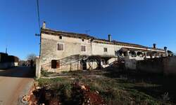 Kuca, Žminj, prodaja, 115000 €, 250 m2