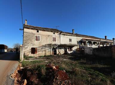 Kuca, Žminj, prodaja, 115000 €, 250 m2