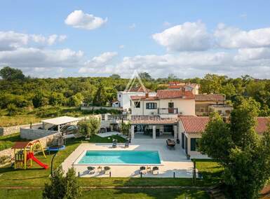 Kuca, Labin, prodaja, 1250000 €, 273 m2