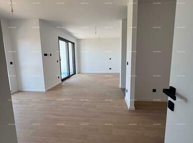 Jednosoban stan, Umag, prodaja, 210000 €, 56 m2