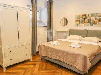 Cetvorosoban stan, Pula, Centar, prodaja, 290000 €, 95 m2