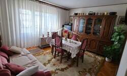 Trosoban stan, Rijeka, Donja Vežica, prodaja, 180500 €, 50 m2