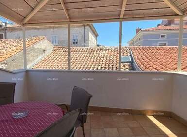 Kuca, Pula, prodaja, 2350000 €, 974 m2