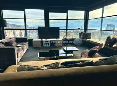 Trosoban stan, Rijeka, Donja Vežica, prodaja, 490000 €, 141 m2