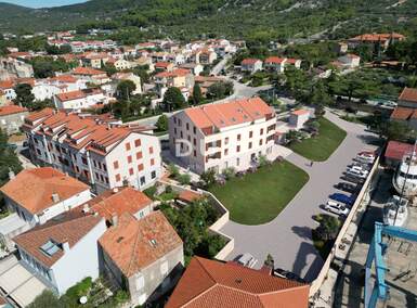 Dvosoban stan, Cres, prodaja, 315000 €, 72 m2