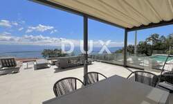 Dvosoban stan, Lovran, prodaja, 449000 €, 81 m2