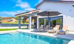 Kuca, Medulin, Pomer, prodaja, 600000 €, 156 m2