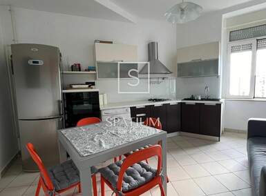 Cetvorosoban stan, Rijeka, Belveder, najam, 900 €, 70 m2