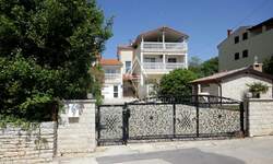 Kuca, Medulin, Banjole, prodaja, 986000 €, 420 m2