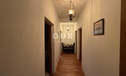 Poslovni prostor, Zadar, Plovanija, najam, 1200 €, 200 m2