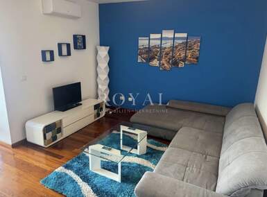 Trosoban stan, Kostrena, prodaja, 278000 €, 72 m2