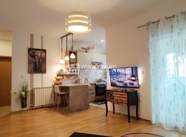 Cetvorosoban stan, Viškovo, Marinići, prodaja, 298000 €, 81 m2