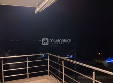 Trosoban stan, Čavle, Buzdohanj, prodaja, 249000 €, 73 m2