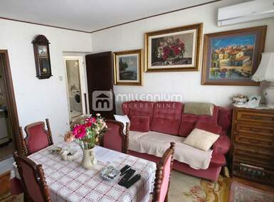 Dvosoban stan, Rijeka, Donja Vežica, prodaja, 182000 €, 50 m2