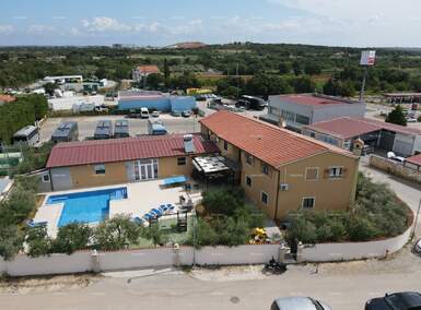 Kuca, Banjole, prodaja, 1250000 €, 500 m2