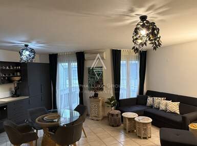 Apartman, Umag, Crveni Vrh, prodaja, 315000 €, 83 m2