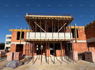 Jednosoban stan, Pula, Valmade, prodaja, 170000 €, 48 m2