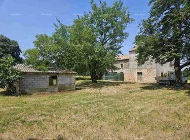 Kuca, Višnjan, prodaja, 420000 €, 405 m2