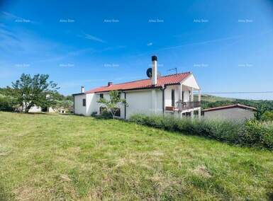 Kuca, Buje, prodaja, 415000 €, 200 m2