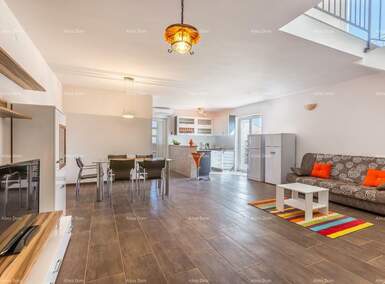 Kuca, Medulin, Pošesi, prodaja, 700000 €, 120 m2