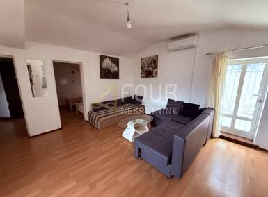 Kuca, Rijeka, Škurinje, najam, 200 €, 158 m2