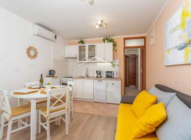 Dvosoban stan, Klana, najam, 450 €, 40 m2