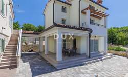 Kuca, Raša, Trget, prodaja, 550000 €, 122 m2