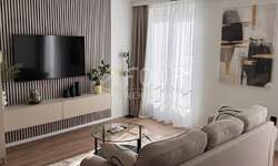 Jednosoban stan, Rijeka, Centar, najam, 1100 €, 34 m2