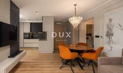 Trosoban stan, Rijeka, Zamet, prodaja, 450000 €, 83 m2