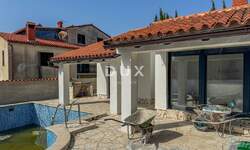 Kuca, Medulin, prodaja, 750000 €, 250 m2